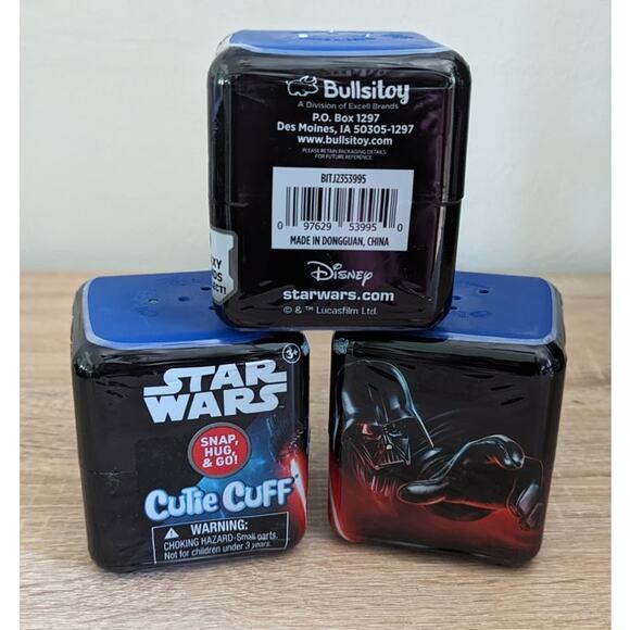 New Lot of 3 Disney Star Wars Cutie Cuff New Sealed - Picture 1 of 6